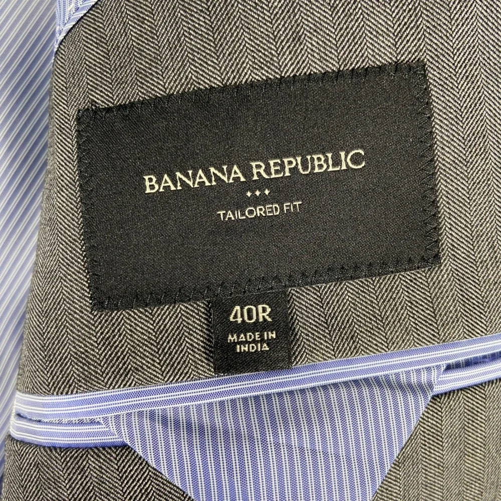 Banana Republic Blazer Mens 40R Grey Tailored Fit Herringbone Suit Jacket New